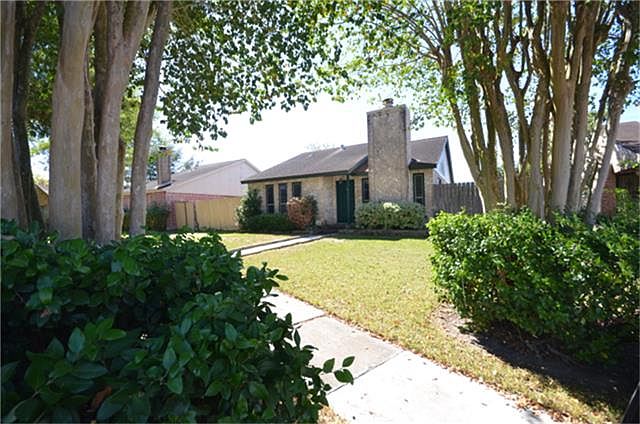 1st image of 6497 Dawnridge Dr