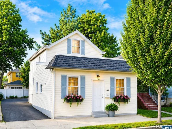 109 Grand St, Garfield, NJ 07026