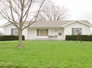 202 1st St, Edgerton, KS 66021