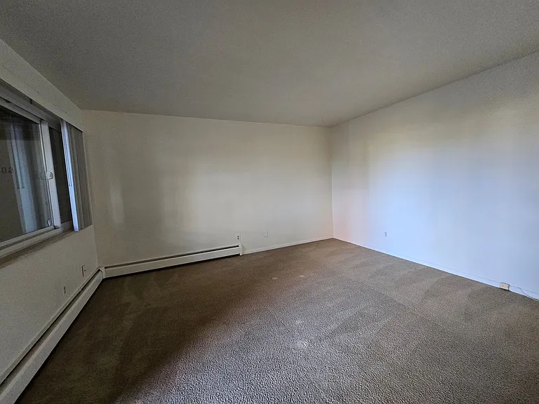 2845 Broadway Street — Photo 14