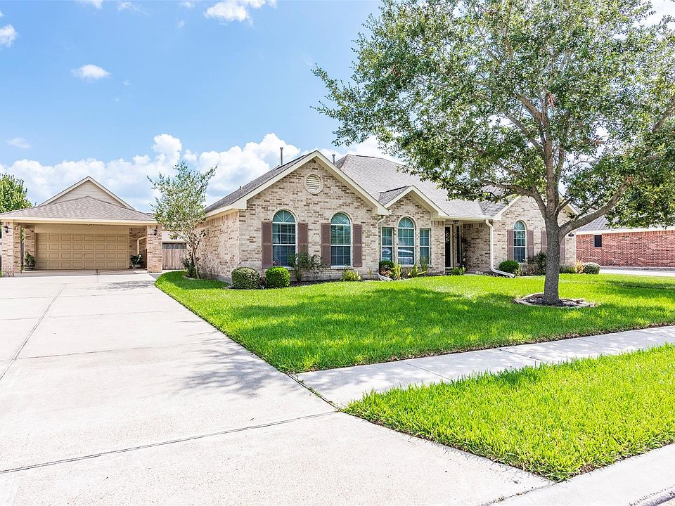 1st image of 326 Camellia Way