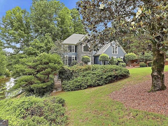 2nd image of 265 Hidden Lake Dr