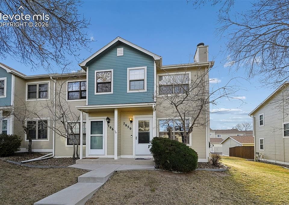 1st image of 7959 Lexington Park Dr
