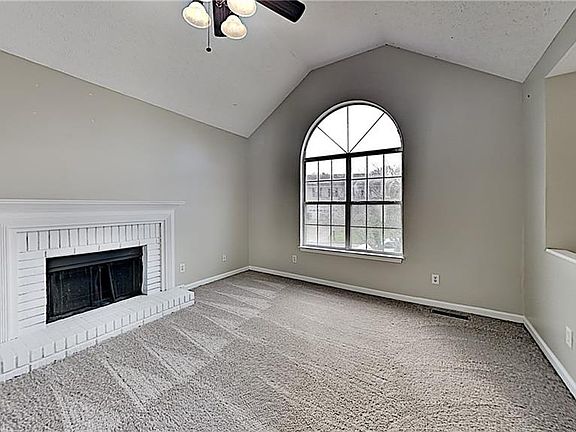 4th image of 112 Thornwood Dr