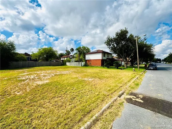 914 13th St, Weslaco, TX 78596