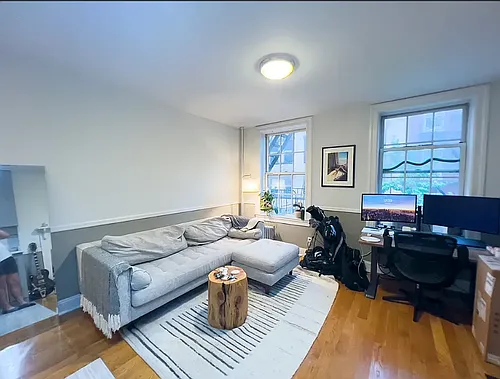 99 Perry St #3B Photo 1