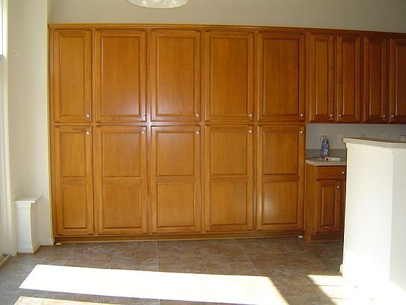 3rd image of 4607 Manor Dr
