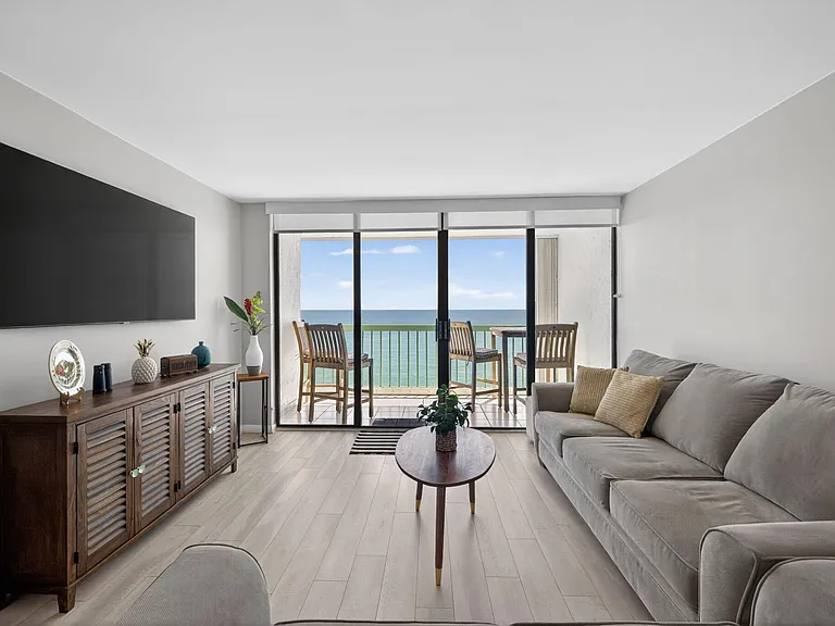 9900 S Ocean Blvd #1506 — Photo 11