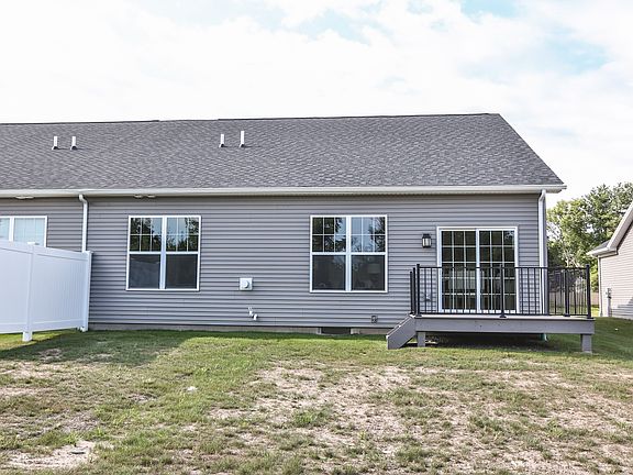 3rd image of 5960 Redfield Dr #G72on9
