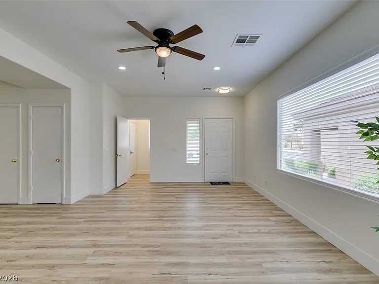 10959 Pumpkin Ridge Ave — Photo 5
