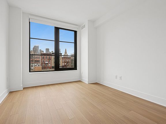 3rd image of 499 President St #530