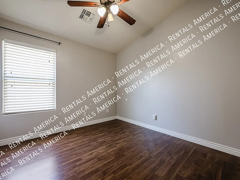 51 W Hereford Dr — Photo 32