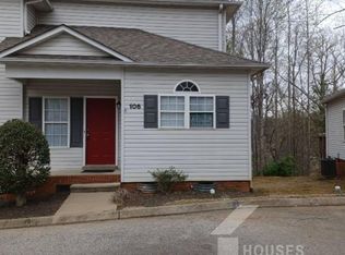 106 Huntress Dr, Greer, SC 29651