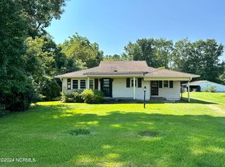 607 Smith Chapel Rd, Mount Olive, NC 28365