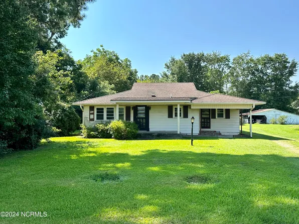 607 Smith Chapel Road, Mount Olive, NC 28365