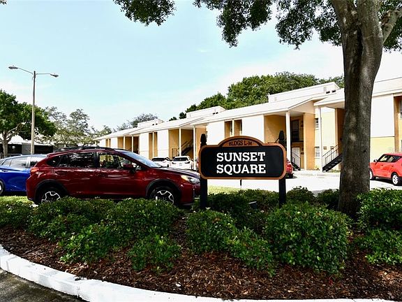2nd image of 3812 N Oak Dr Unit M22