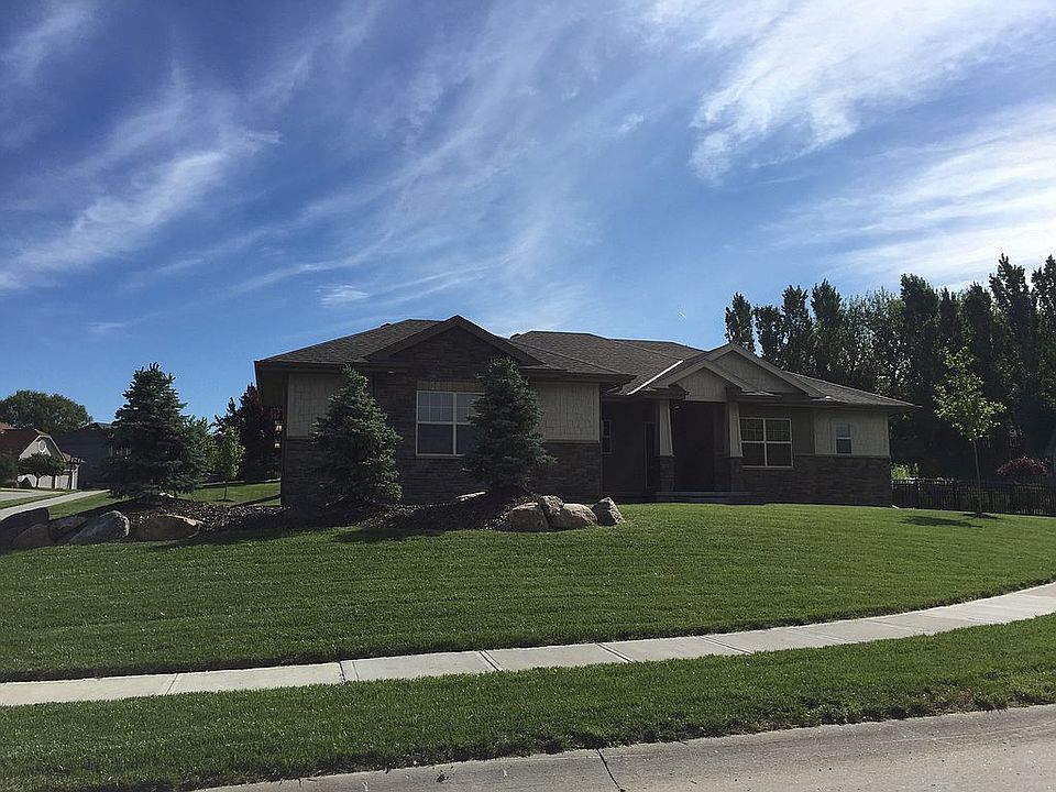 1st image of 21111 McClellan Dr