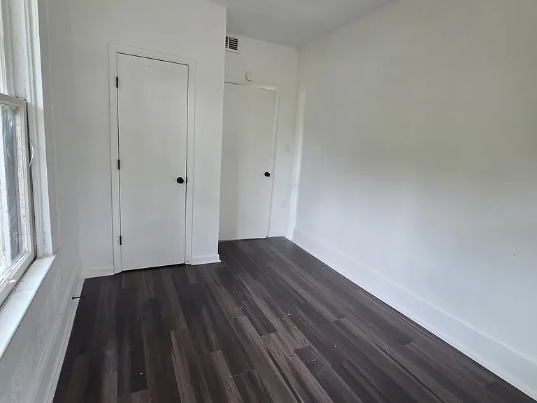 3923 Springfield Blvd #2 — Photo 28