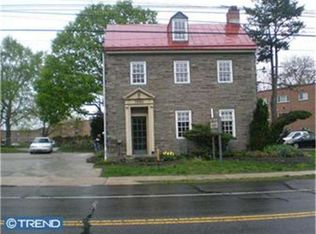 7953 Ridge Ave, Philadelphia, PA 19128