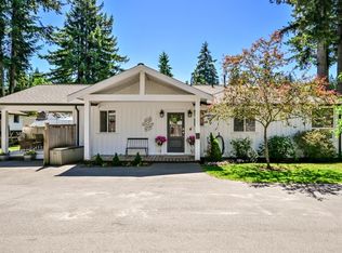 3900 202nd St, Langley, BC V3A 1S1