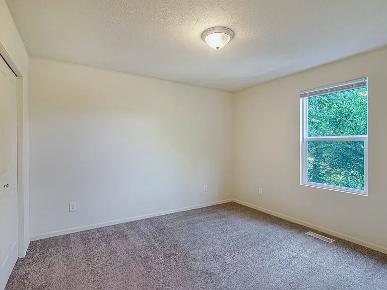 2629 Redwood Ave — Photo 19