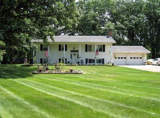 11410 Crowe Rd, Milan, MI 48160
