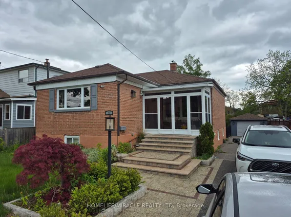 59 Falaise Rd, Toronto, ON M1E 3B7