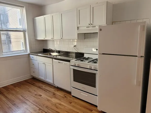 5033 N Springfield Ave APT 2, Chicago, IL 60625
