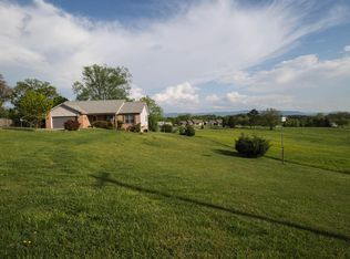 3114 Clover Hill Ridge Rd, Maryville, TN 37801