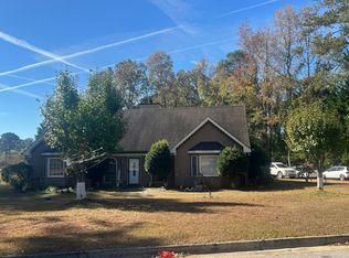 385 Sherwood Cir SE, Conyers, GA 30094