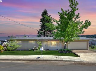 1730 S 4th St, Cottage Grove, OR 97424