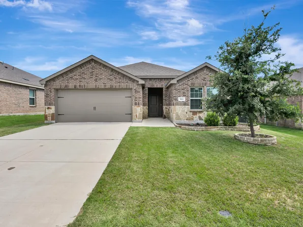 924 English Dr, Aubrey, TX 76227