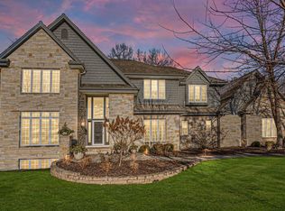 19630 Independence Ct, Brookfield, WI 53045