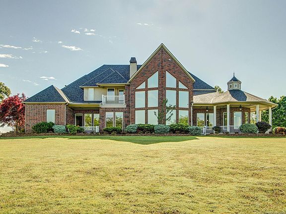 4th image of 19205 S Lake Dr