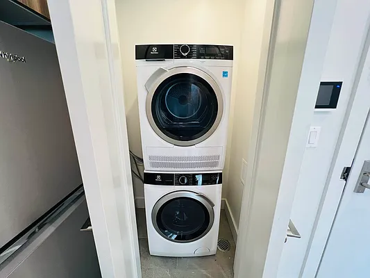 Rented by null | media 25