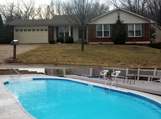 104 Meadow Ridge Ct, Saint Peters, MO 63376