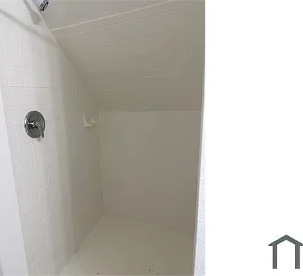 781 Woodlawn Ave — Photo 8