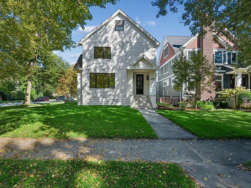 1st image of 2623 Harrison St
