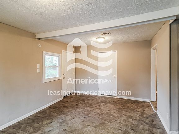 1821650_004_wm_-_dining_room_13619606.jpg