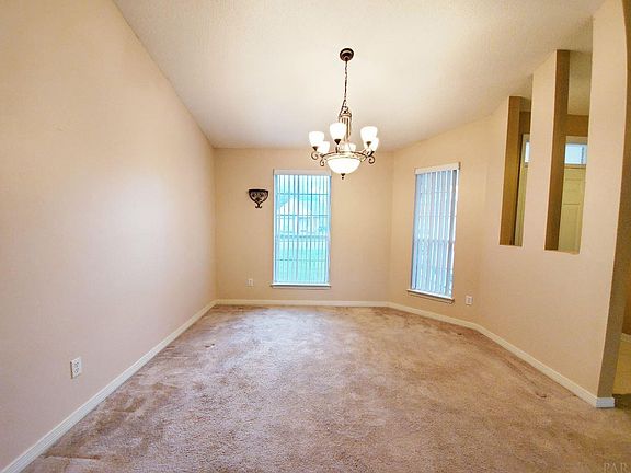 3rd image of 6793 Rickwood Dr