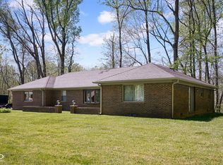 10912 Ole Foxe Rd, Terre Haute, IN 47803