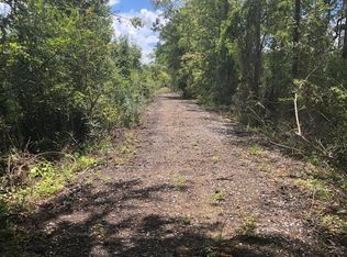 8 River Rd, Columbia, MS 39429