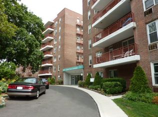 55 Austin Pl APT 1R, Staten Island, NY