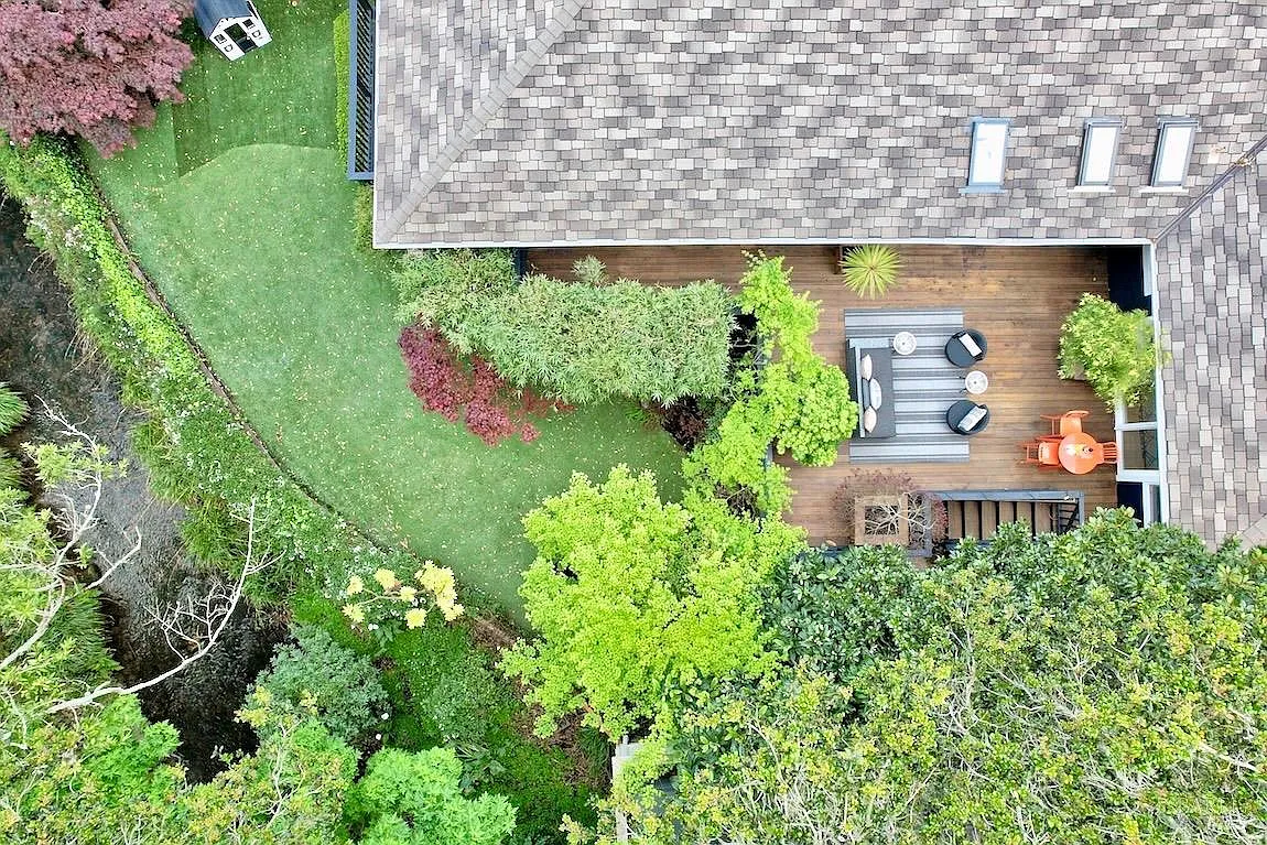 50 Sycamore Avenue photo 1