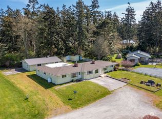 2357 Williams Rd, Oak Harbor, WA 98277