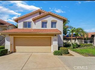 200 River Rock Ct, Santee, CA 92071