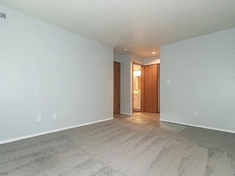 1909 Stoney Run Cir — Photo 7