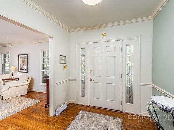 4th image of 4435 Darventry Ct