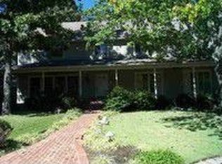 16 Bradbury Dr, Little Rock, AR 72212