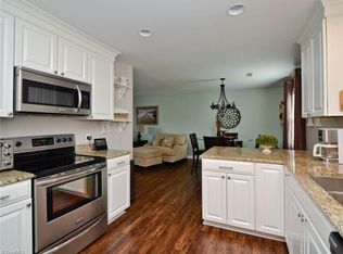 1912 Cliffside Dr, Pfafftown, NC 27040